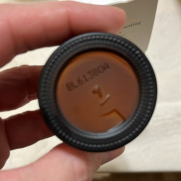 Perricone MD Smoothing & Brightening Under Eye Cream NEW - Picture 7 of 8